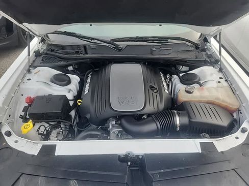 Used 2022 Dodge Challenger R/T w/ Plus Package image 2