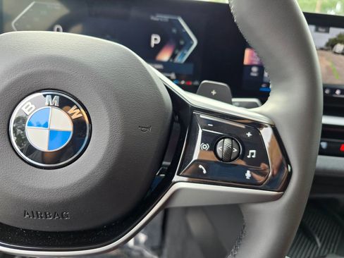Used 2026 BMW 530i RWD image 20