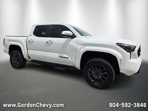 Used 2024 Toyota Tacoma SR5 RWD image 8
