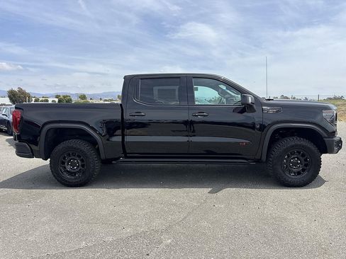 New 2026 GMC Sierra 1500 AT4X w/ AT4X AEV Edition AWD/4WD image 3