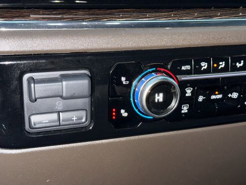 Used 2024 GMC Sierra 2500 SLE w/ SLE Value Package; image 21