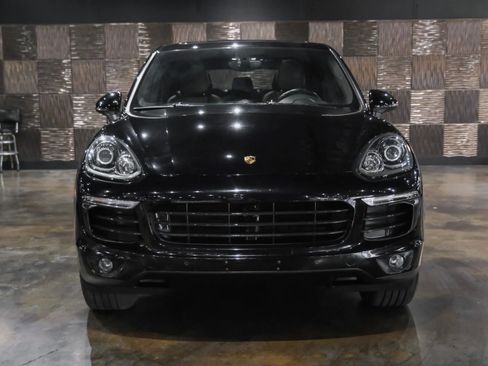 Used 2018 Porsche Cayenne AWD/4WD image 6