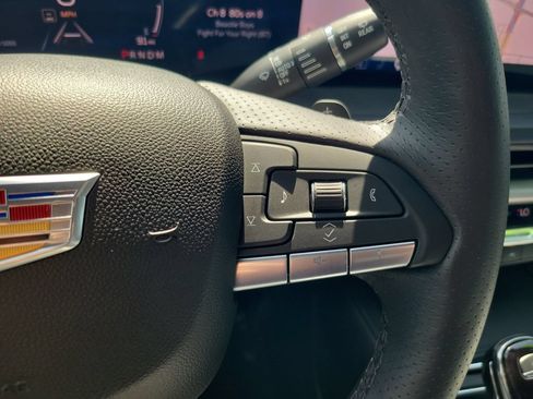 Used 2024 Cadillac XT4 Sport FWD image 25
