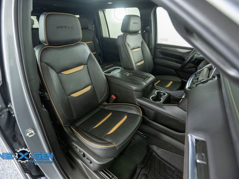 Used 2024 GMC Yukon XL AT4 w/ AT4 Premium Plus Package AWD/4WD image 44