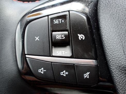 Used 2022 Ford Escape SEL w/ Equipment Group 302A image 32