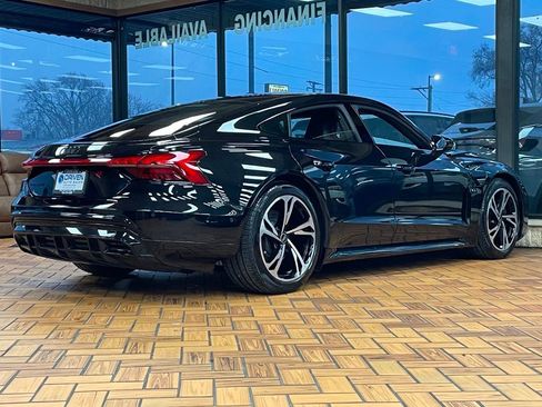 Used 2024 Audi e-tron GT Prestige w/ Prestige Package image 11