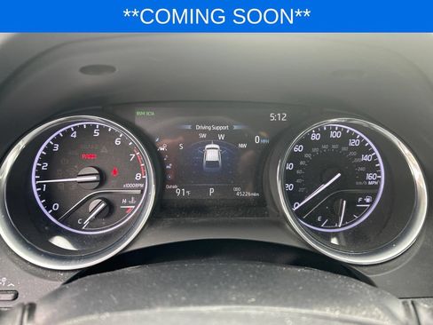 Used 2020 Toyota Camry XLE w/ Navigation Package FWD image 8