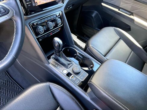 Certified 2023 Volkswagen Atlas Cross Sport SEL AWD/4WD image 17