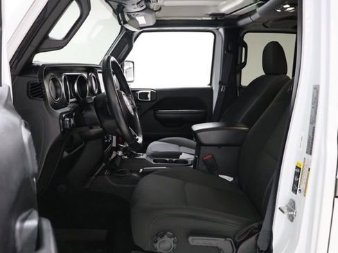 Used 2021 Jeep Wrangler Unlimited Sport image 17