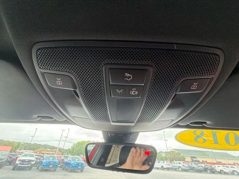 Used 2018 Mercedes-Benz GLA 250 4MATIC image 27