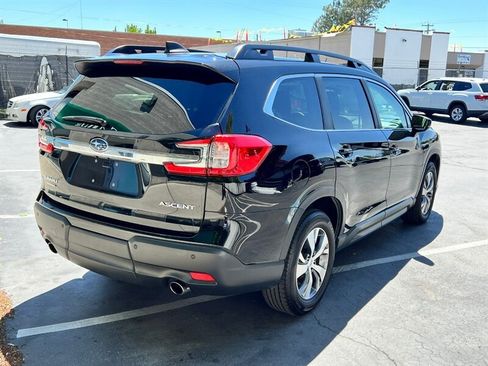 Used 2025 Subaru Ascent Premium AWD/4WD image 7