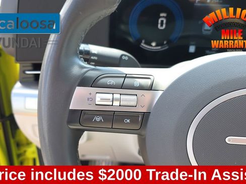 Used 2025 Hyundai Kona SEL AWD/4WD image 17