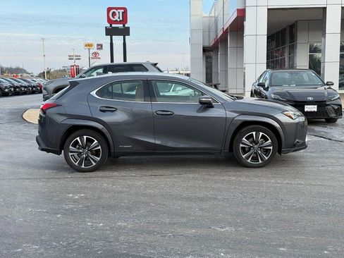 Used 2022 Lexus UX 250h UX 250h AWD image 2