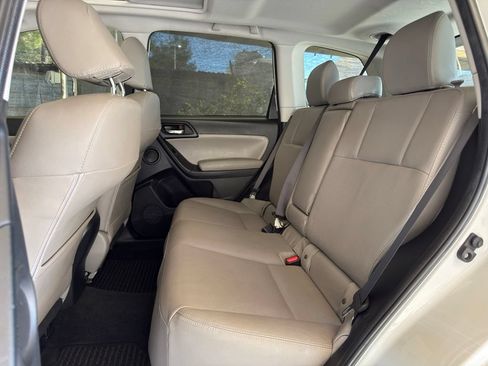 Used 2016 Subaru Forester 2.5i Touring w/ Eyesight & Navigation System AWD/4WD image 13