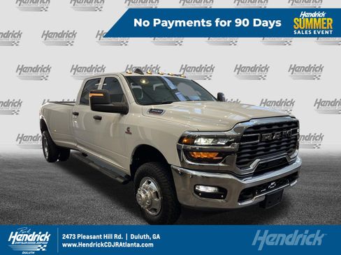 Used 2026 RAM 3500 Tradesman AWD/4WD image 1