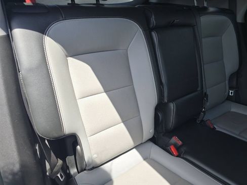 Used 2024 GMC Terrain SLT FWD image 22