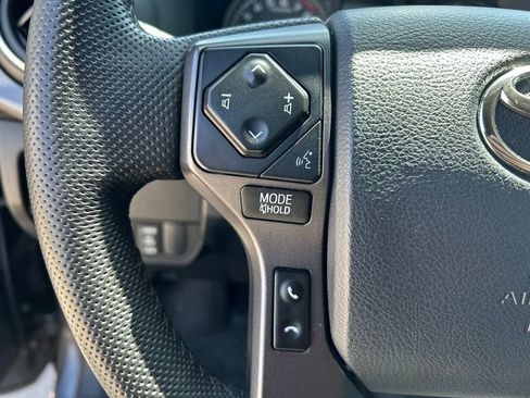 Used 2020 Toyota Tacoma TRD Off-Road w/ Technology Package AWD/4WD image 14