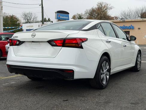 Used 2025 Nissan Altima 2.5 S image 10