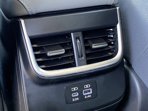 Used 2023 Subaru Outback Premium AWD/4WD image 15