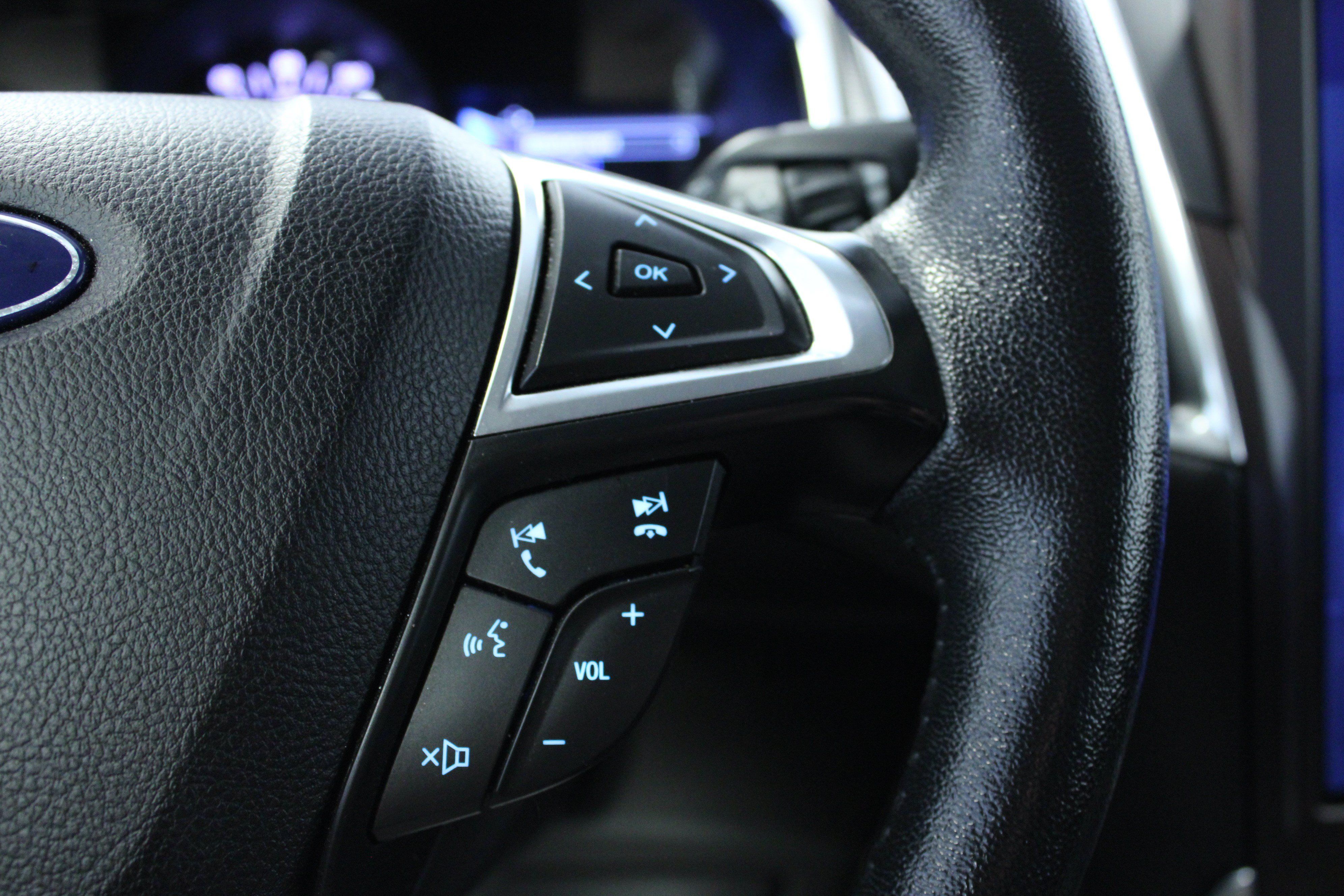 Used 2021 Ford Edge Titanium AWD/4WD image 21