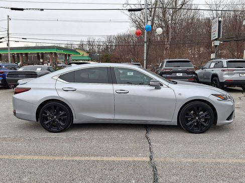 Used 2023 Lexus ES 300h F Sport image 26