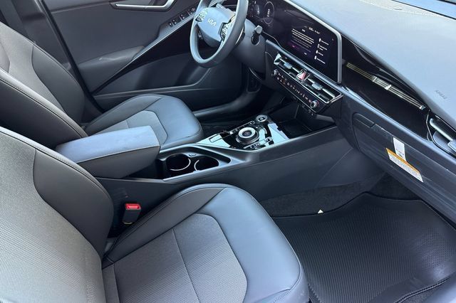 New 2026 Kia Niro Wind FWD image 19