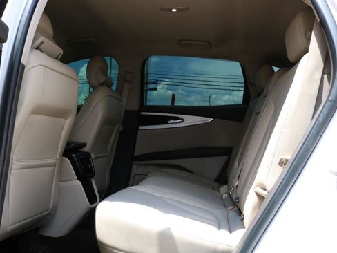 Used 2019 Lincoln Nautilus FWD image 36