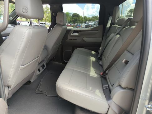 Certified 2026 GMC Sierra 1500 SLT AWD/4WD image 22