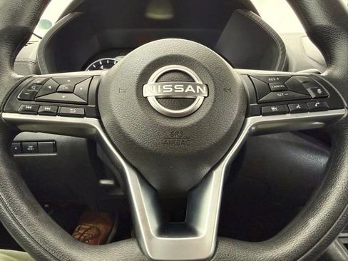 Used 2024 Nissan Sentra SV FWD image 38