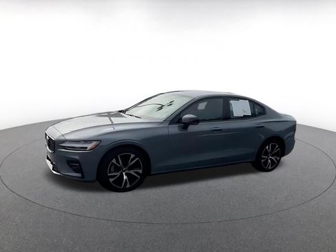 Used 2024 Volvo S60 B5 Core FWD image 5