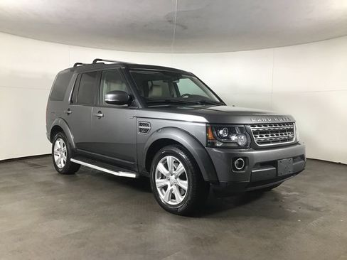Used 2015 Land Rover LR4 HSE AWD/4WD image 9