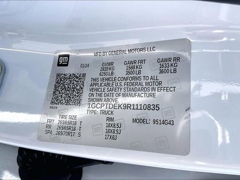 Used 2024 Chevrolet Colorado Z71 w/ Z71 Convenience Package 2 AWD/4WD image 32
