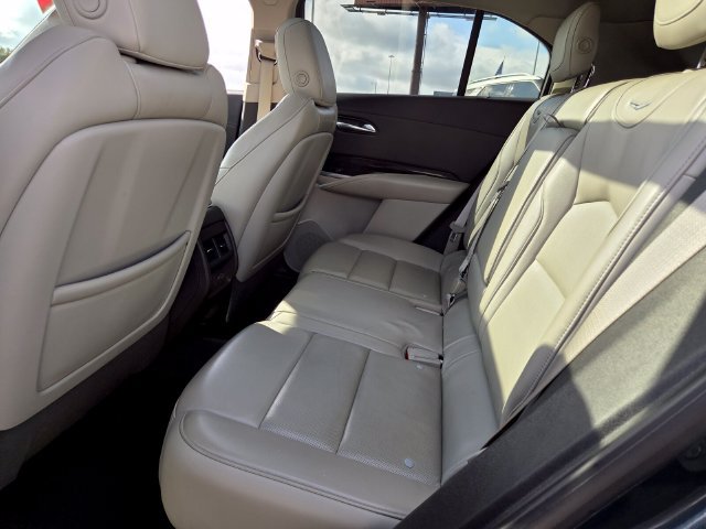 Used 2019 Cadillac XT4 Premium Luxury FWD image 6