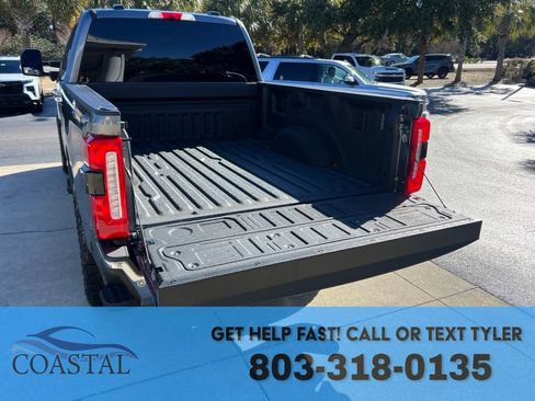 Used 2025 Ford F250 Lariat w/ Chrome Package image 36