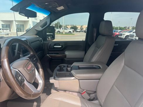 Used 2022 GMC Sierra 2500 SLE w/ SLE Value Package; AWD/4WD image 4