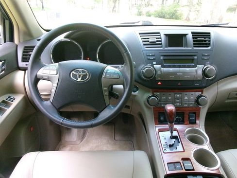 Used 2008 Toyota Highlander Limited FWD image 37