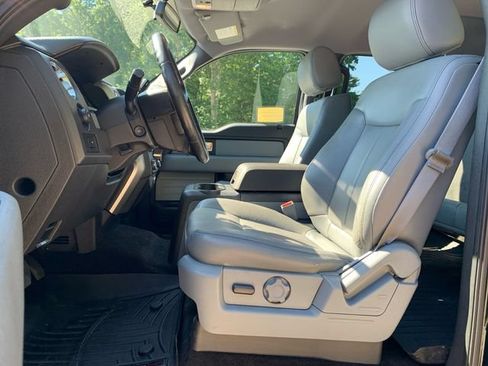 Used 2014 Ford F150 XLT w/ Equipment Group 302A Luxury AWD/4WD image 33
