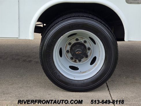 Used 2001 Ford F450 Lariat RWD image 24