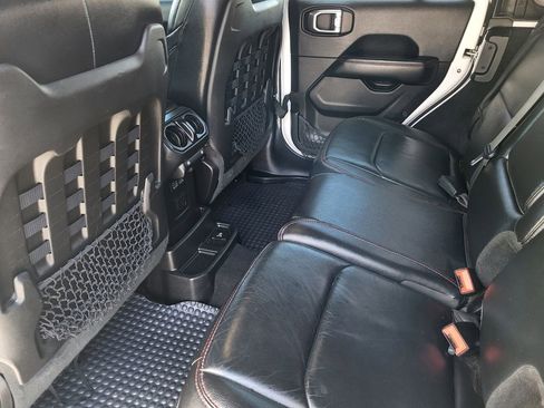 Used 2019 Jeep Wrangler Unlimited Rubicon AWD/4WD image 21