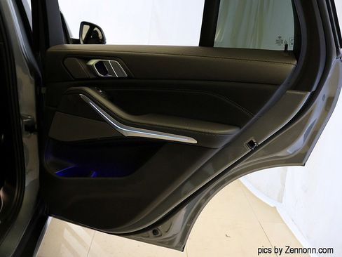 Certified 2024 BMW X5 xDrive40i w/ Premium Package image 33