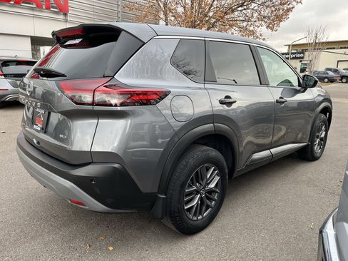 Certified 2023 Nissan Rogue S image 8