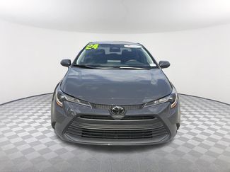 Used 2024 Toyota Corolla LE FWD video 2