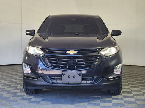Used 2021 Chevrolet Equinox LT AWD/4WD image 2