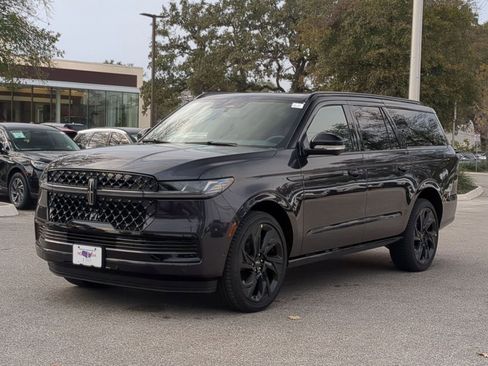 New 2025 Lincoln Navigator L Black Label image 7