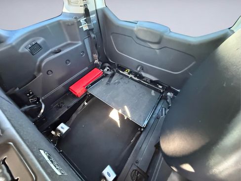 Used 2015 Ford Transit Connect XL FWD image 15
