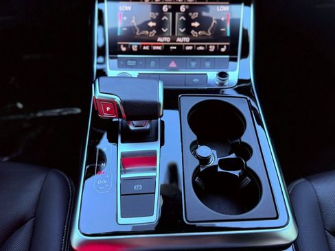 Used 2025 Audi Q7 2.0T Premium Plus image 15