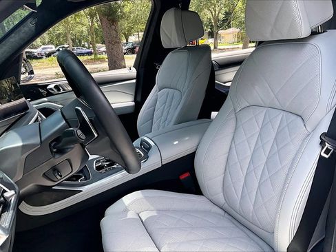 Used 2026 BMW X7 xDrive40i w/ Executive Package AWD/4WD image 18