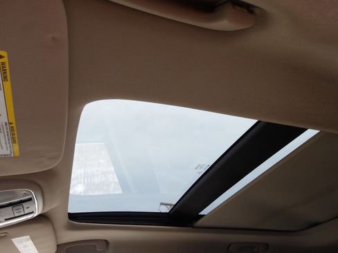 Used 2014 Jeep Grand Cherokee Limited w/ Luxury Group II image 30