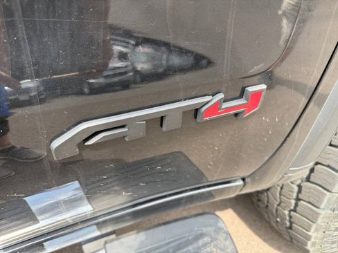 Used 2023 GMC Sierra 1500 AT4 w/ Technology Package AWD/4WD image 20