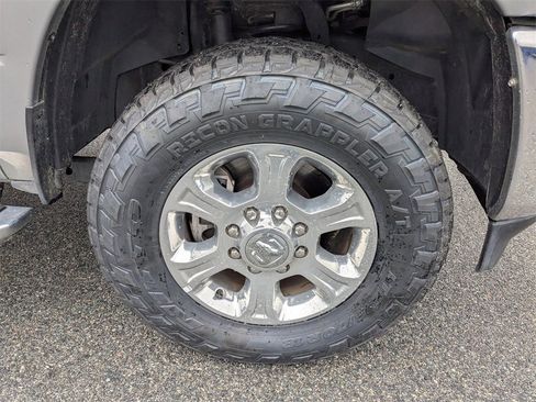 Used 2024 RAM 2500 Big Horn image 10